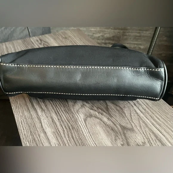 Cole Haan Black Leather Trim Wristlet Clutch Silver Lift Lock Nylon Mini Bag 9” - Picture 3 of 12